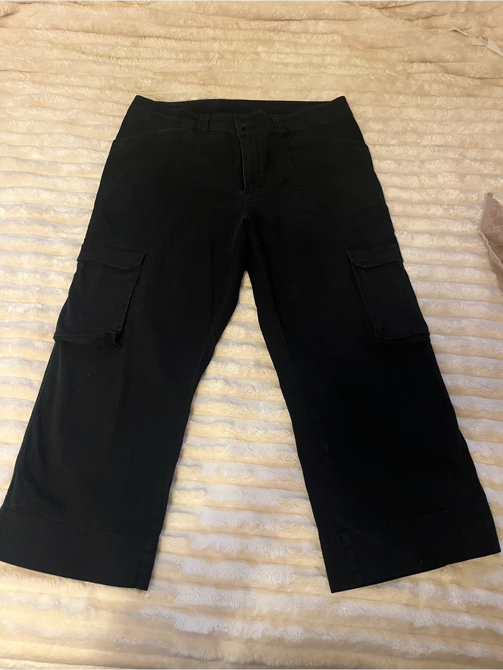 Jag Women’s Black Cargo Wide Leg Pants - Utility Style 96% Cotton 4% Spandex 12